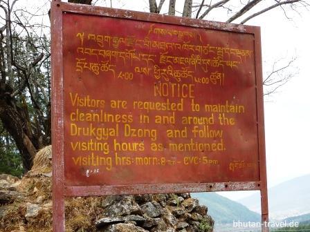 warnschild drugyel dzong